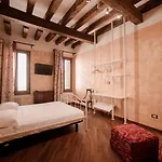 Rosso Veneziano Venedik
