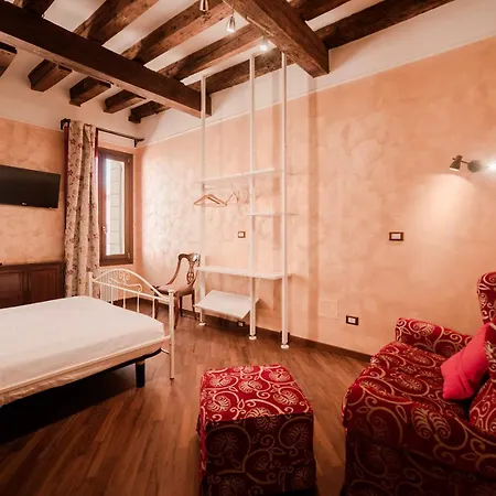 Rosso Veneziano