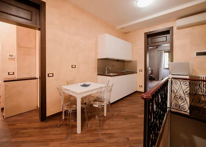 Rosso Veneziano Daire Venedik