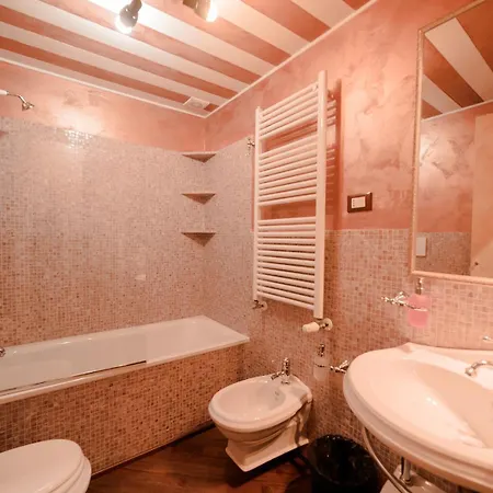 Apartamento Rosso Veneziano *